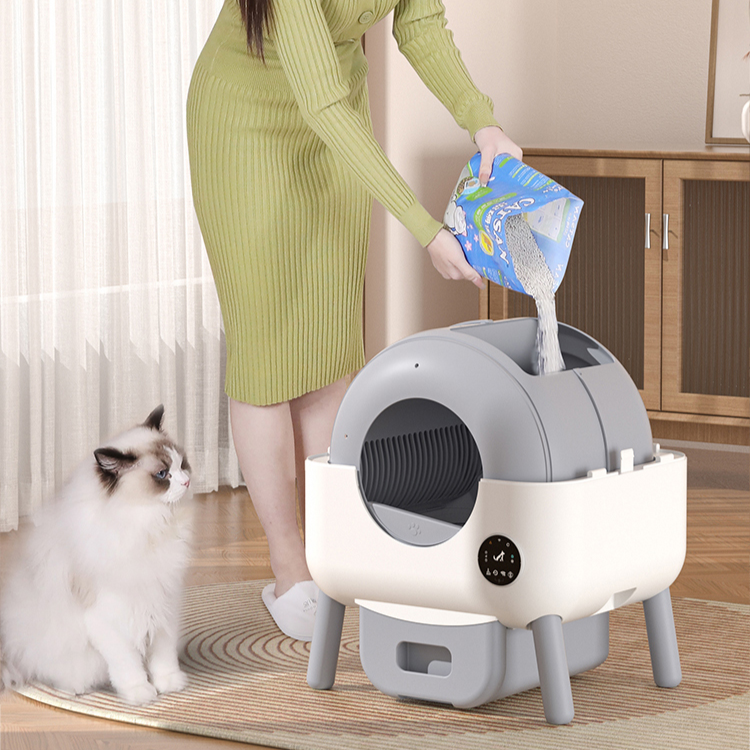 Intelligent Self-Cleaning Cat Litter Box